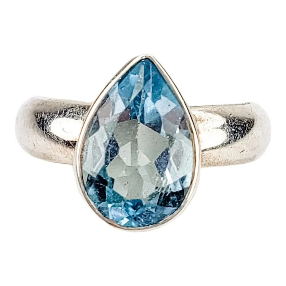 TGGC Cocktail Ring Sterling Silver 925 Size 7.2 Blue Topaz Teardrop Gemstone